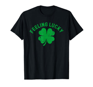 Retro Feeling Lucky Shamrock St Patricks Day T-Shirt