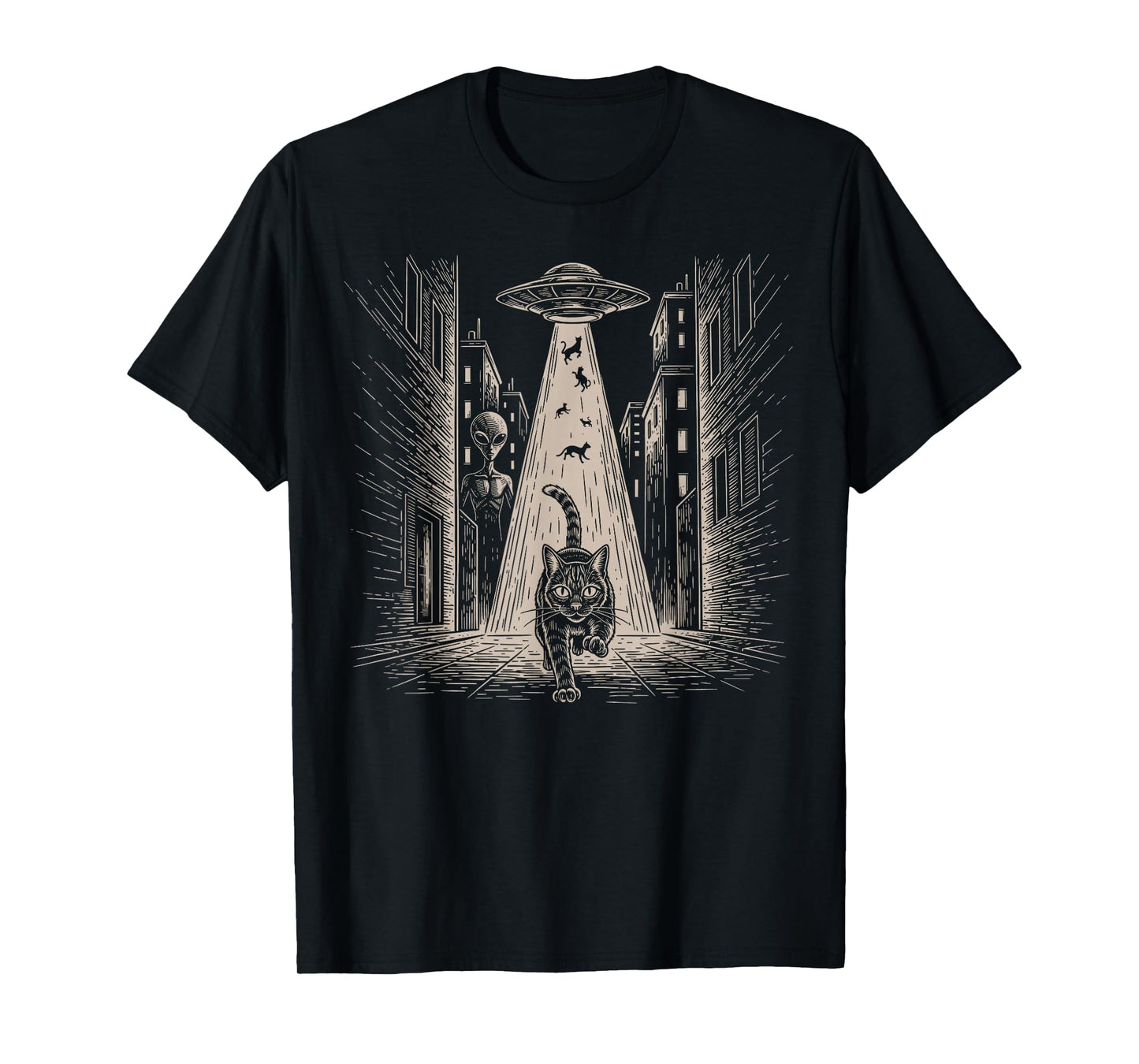 Funny Cat Running from Aliens Vintage Meme Sci-Fi Graphic T-Shirt