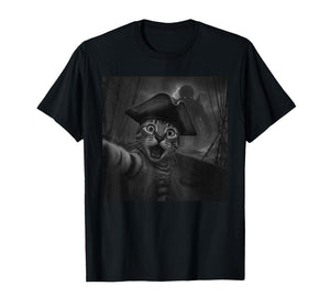 Cat Selfie with Cthulhu Cosmic Horror Funny Meme Men Women T-Shirt