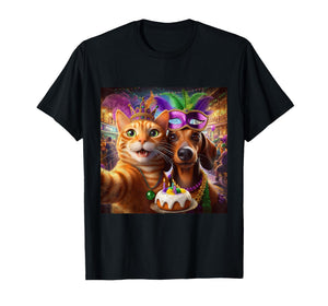 Funny Mardi Gras Cat Dachshund Selfie Squad T-Shirt