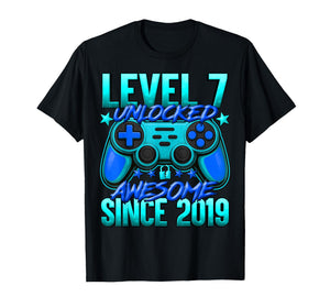 Level 7 Unlocked 7 Year Old Gifts for Boys 7th Birthday Boy T-Shirt