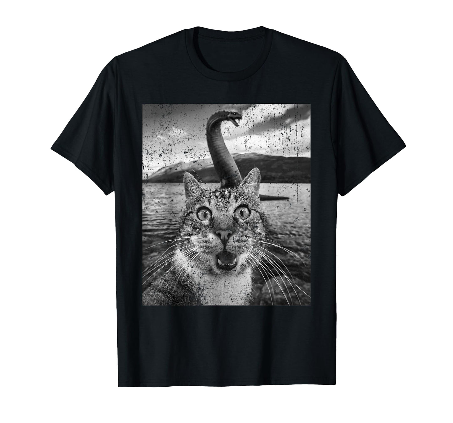 Funny Cat Selfie Loch Ness Monster Nessie Cat Lover T-Shirt