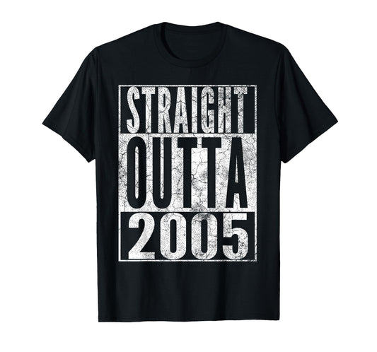 Vintage 2005 21st Birthday 21 Years Old Retro Men Women T-Shirt